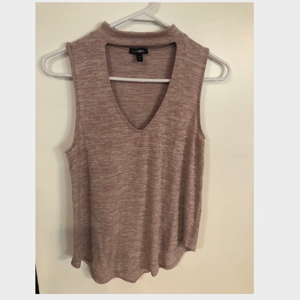 Mauve Express Tank w/ V-shaped Cut-out